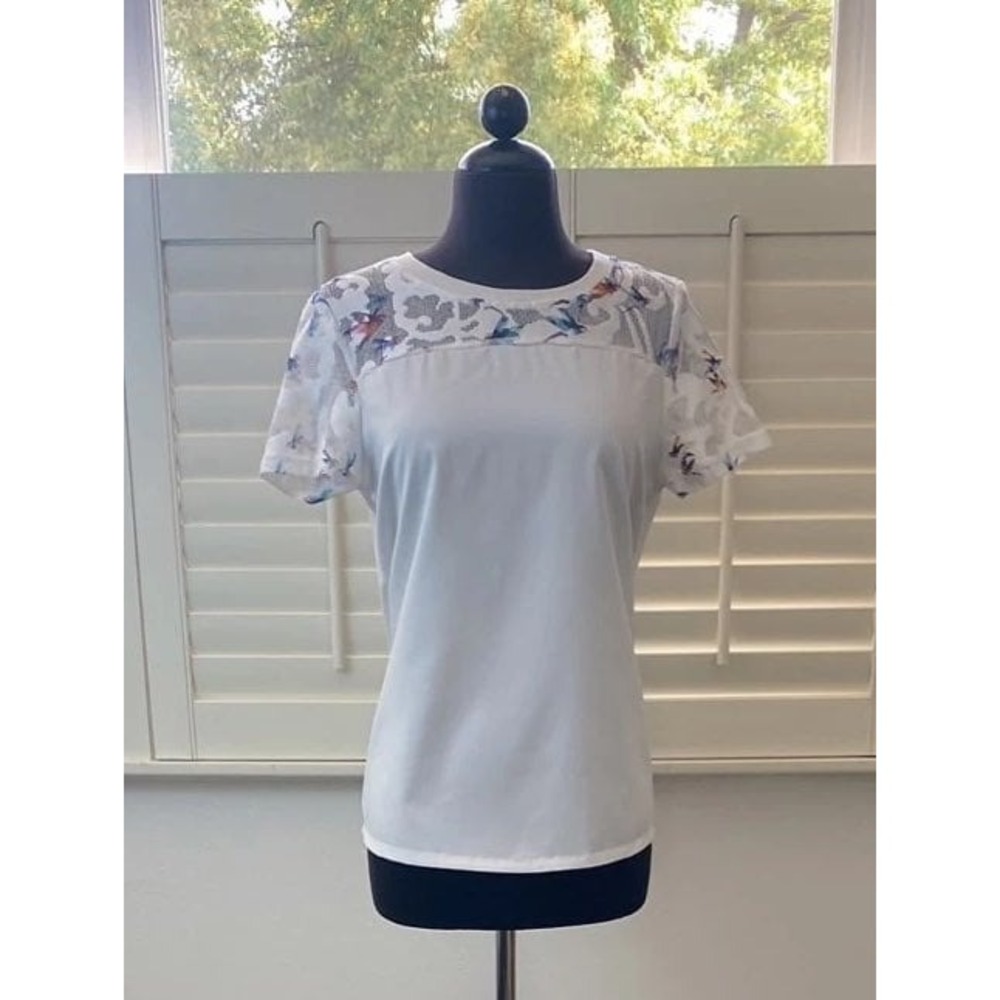 SHEIN butterfly Print Laced White Top